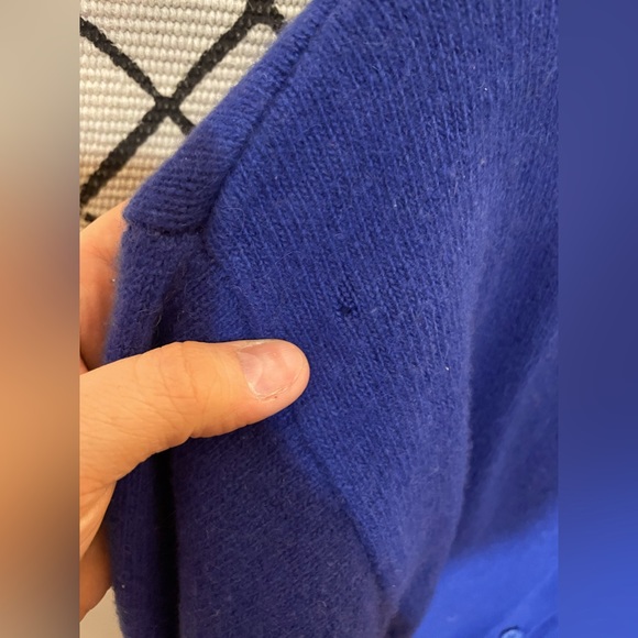 100% cashmere sweater button up size medium - Picture 4 of 6